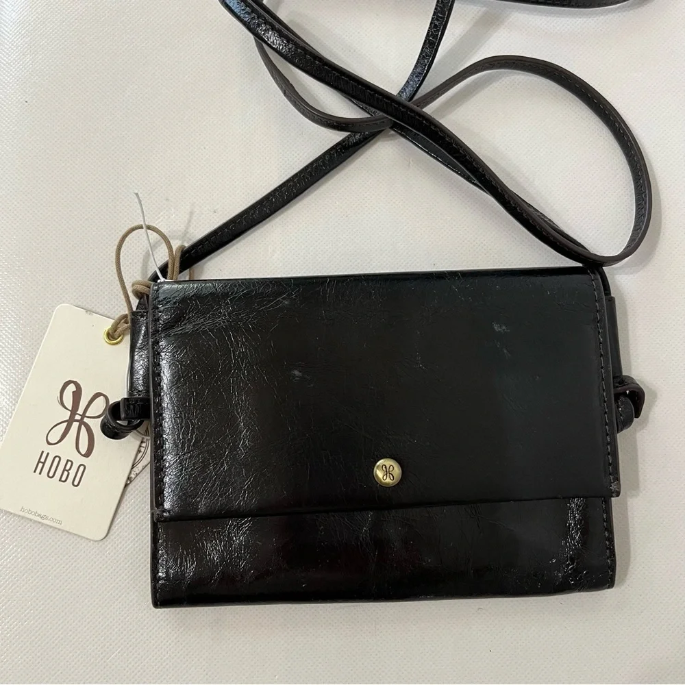 Hobo Bemuse Minimalist Crossbody Leather Bag NWT